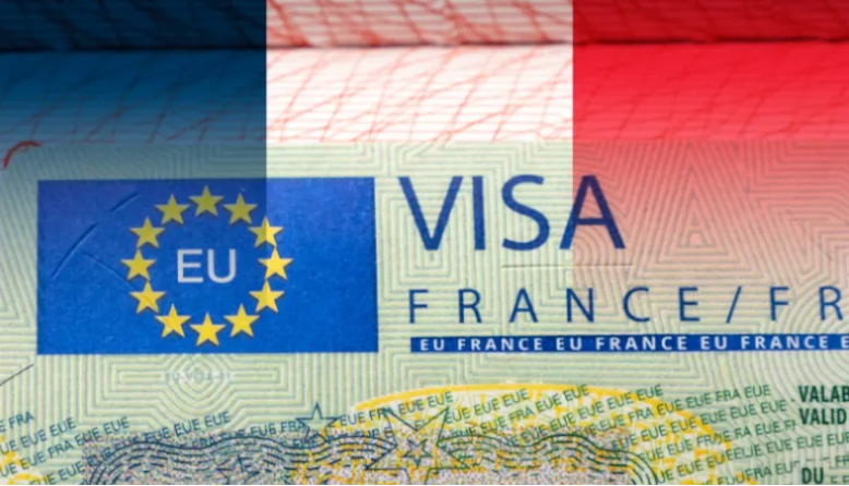 Thủ tục xin visa thăm thân Pháp chi tiết nhất
